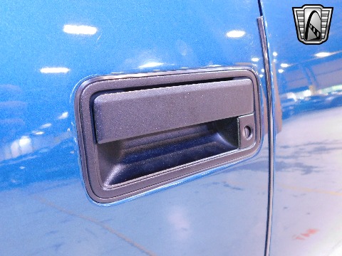 1995 Chevrolet Suburban image 38