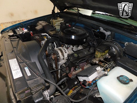 1995 Chevrolet Suburban image 142