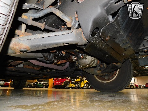 1995 Chevrolet Suburban image 149