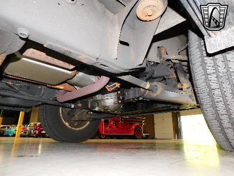 1995 Chevrolet Suburban image 151