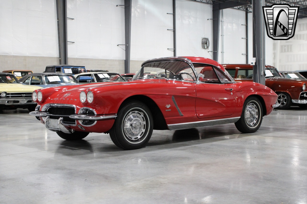 1962 Chevrolet Corvette 12