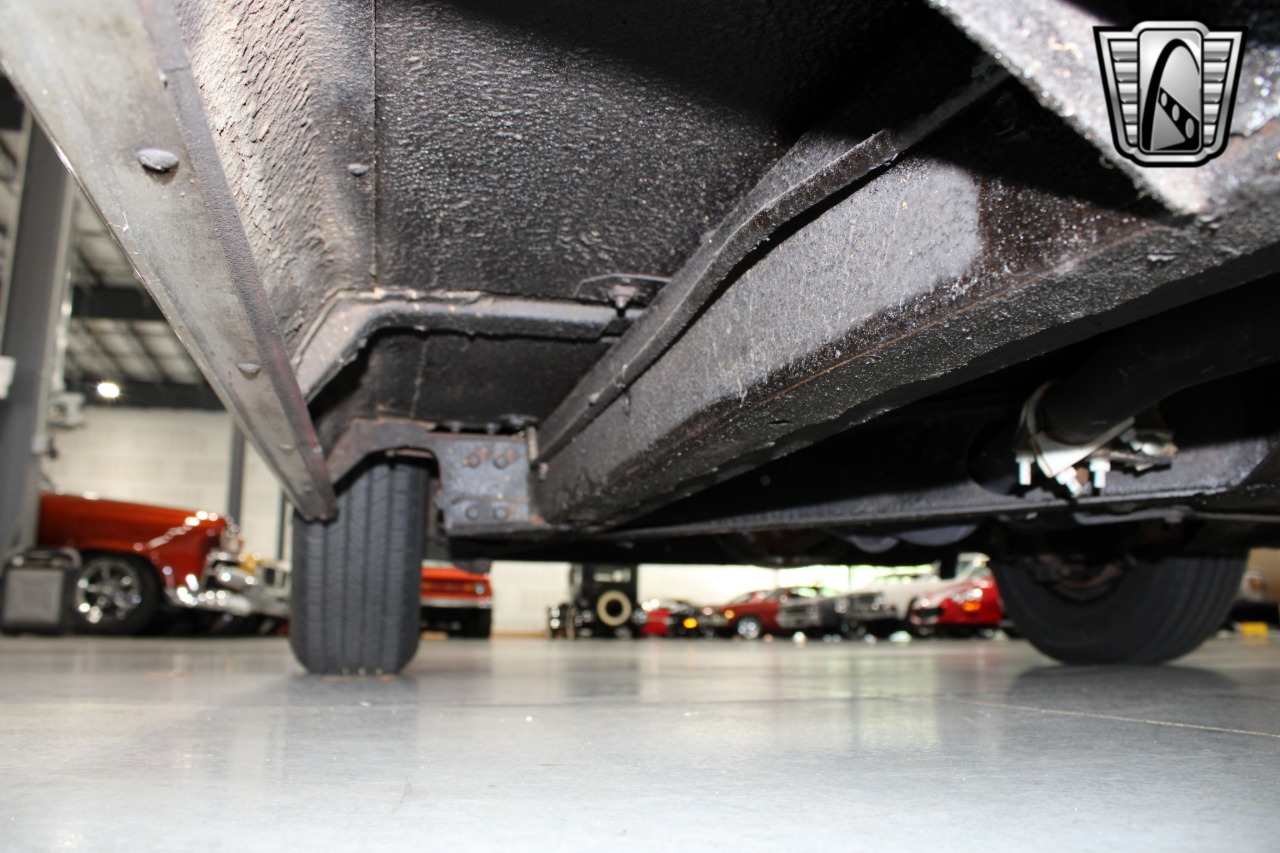 1962 Chevrolet Corvette 11