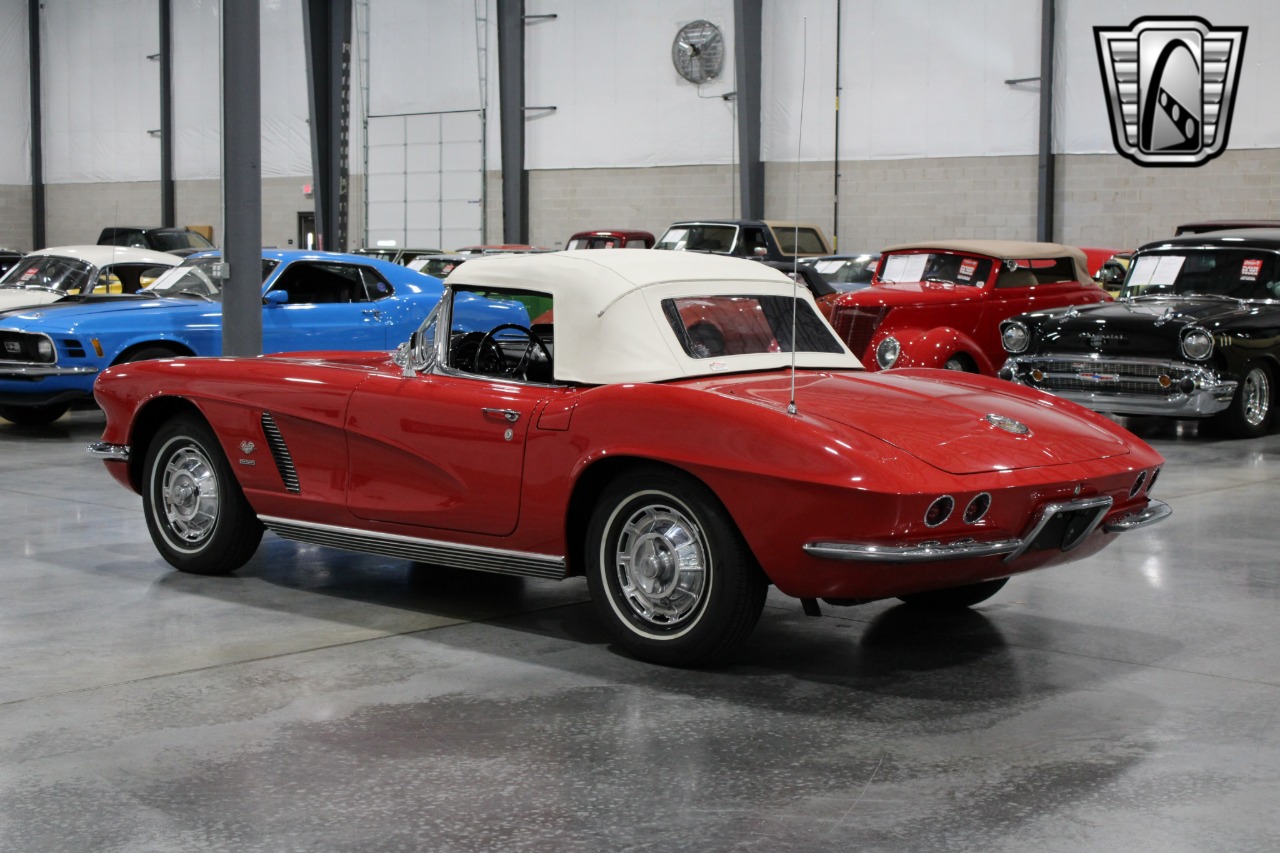 1962 Chevrolet Corvette 41