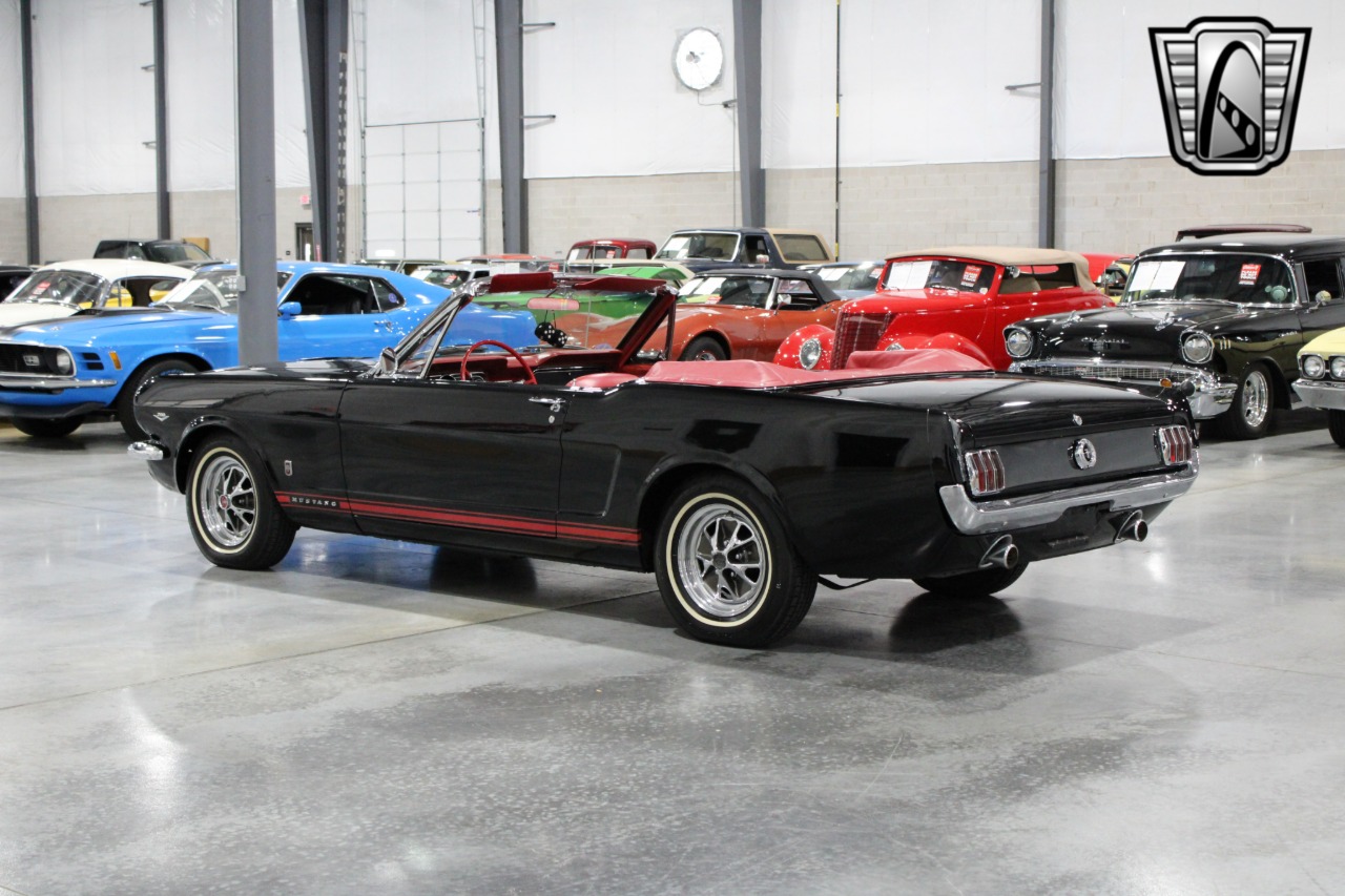 1965 Ford Mustang 3