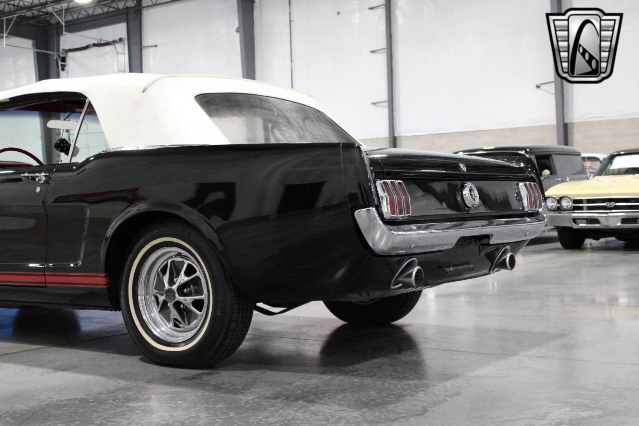 1965 Ford Mustang 71