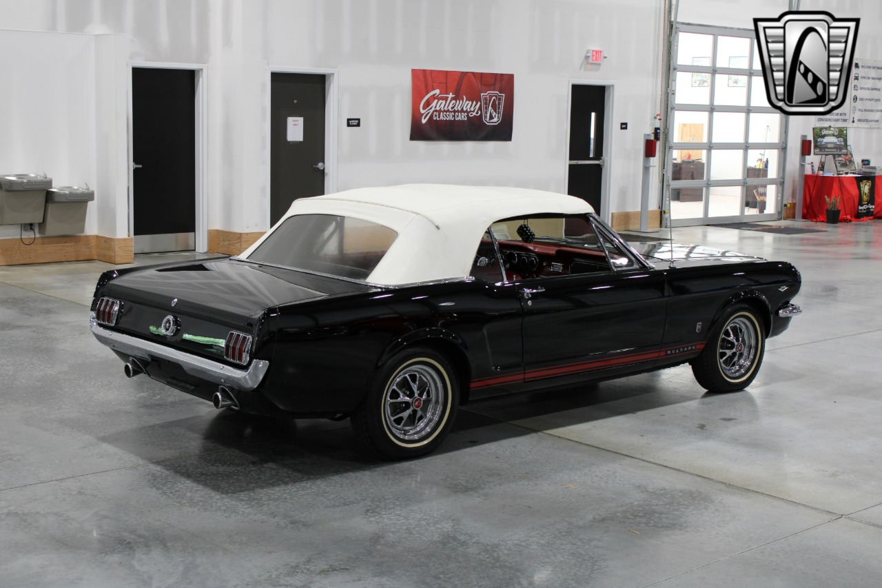 1965 Ford Mustang 15