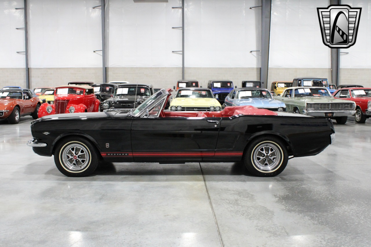 1965 Ford Mustang 31