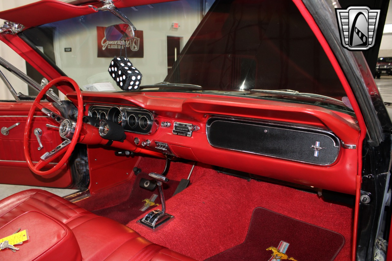 1965 Ford Mustang 24