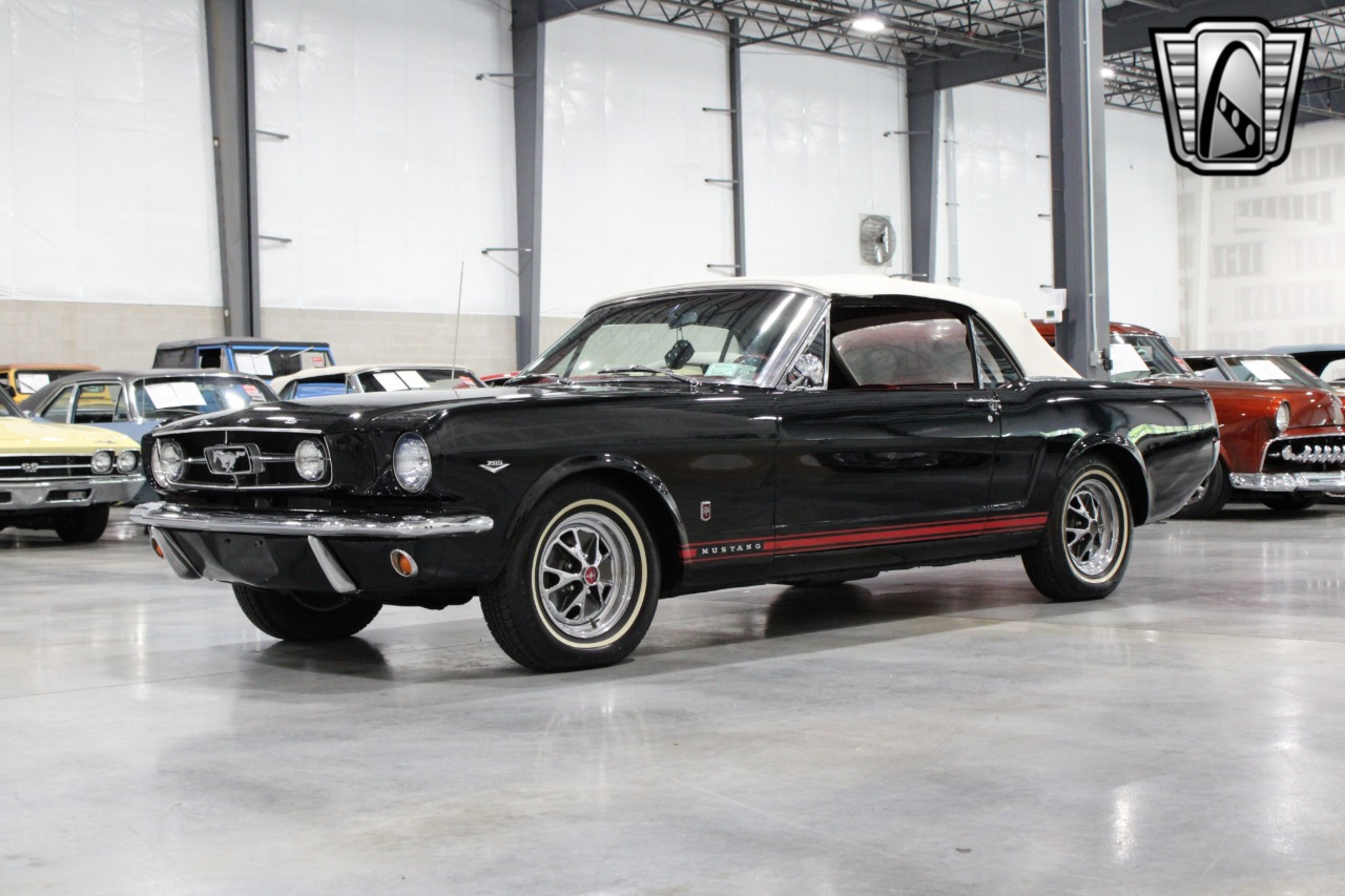 1965 Ford Mustang 12
