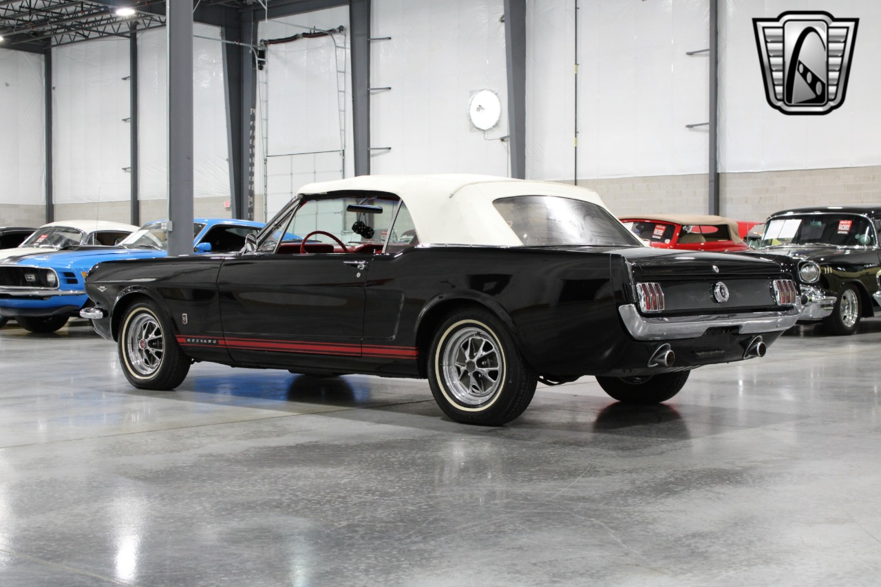 1965 Ford Mustang 44