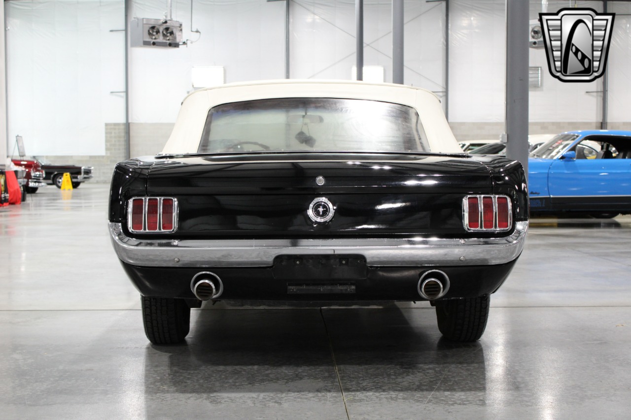 1965 Ford Mustang 45