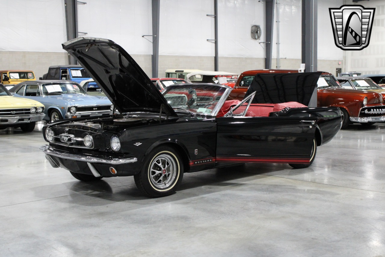 1965 Ford Mustang 16