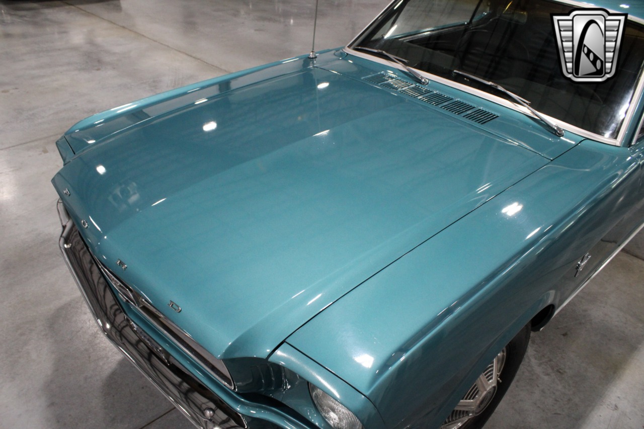 1965 Ford Mustang 45