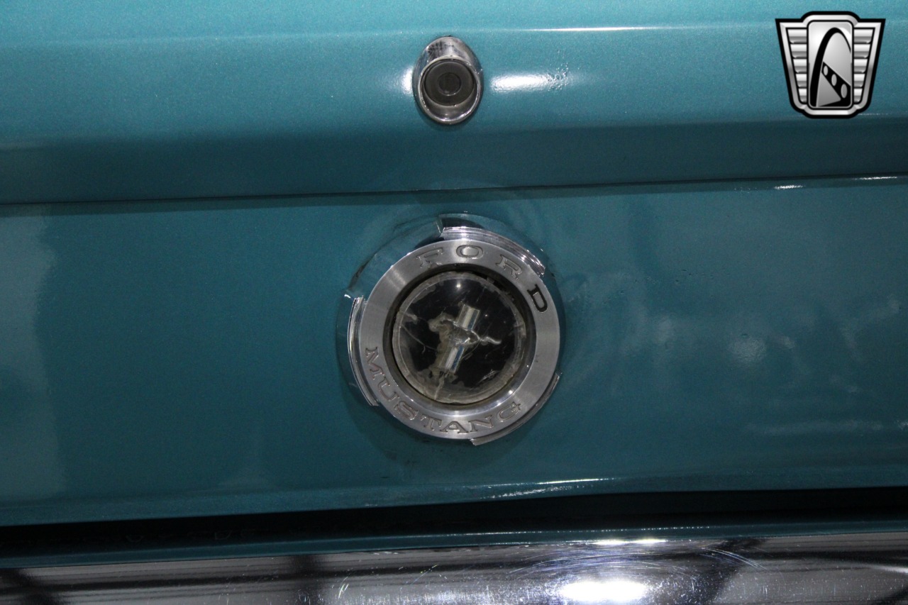 1965 Ford Mustang 70