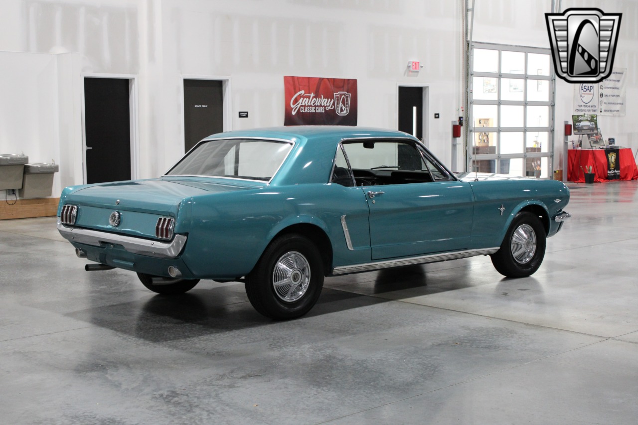 1965 Ford Mustang 4