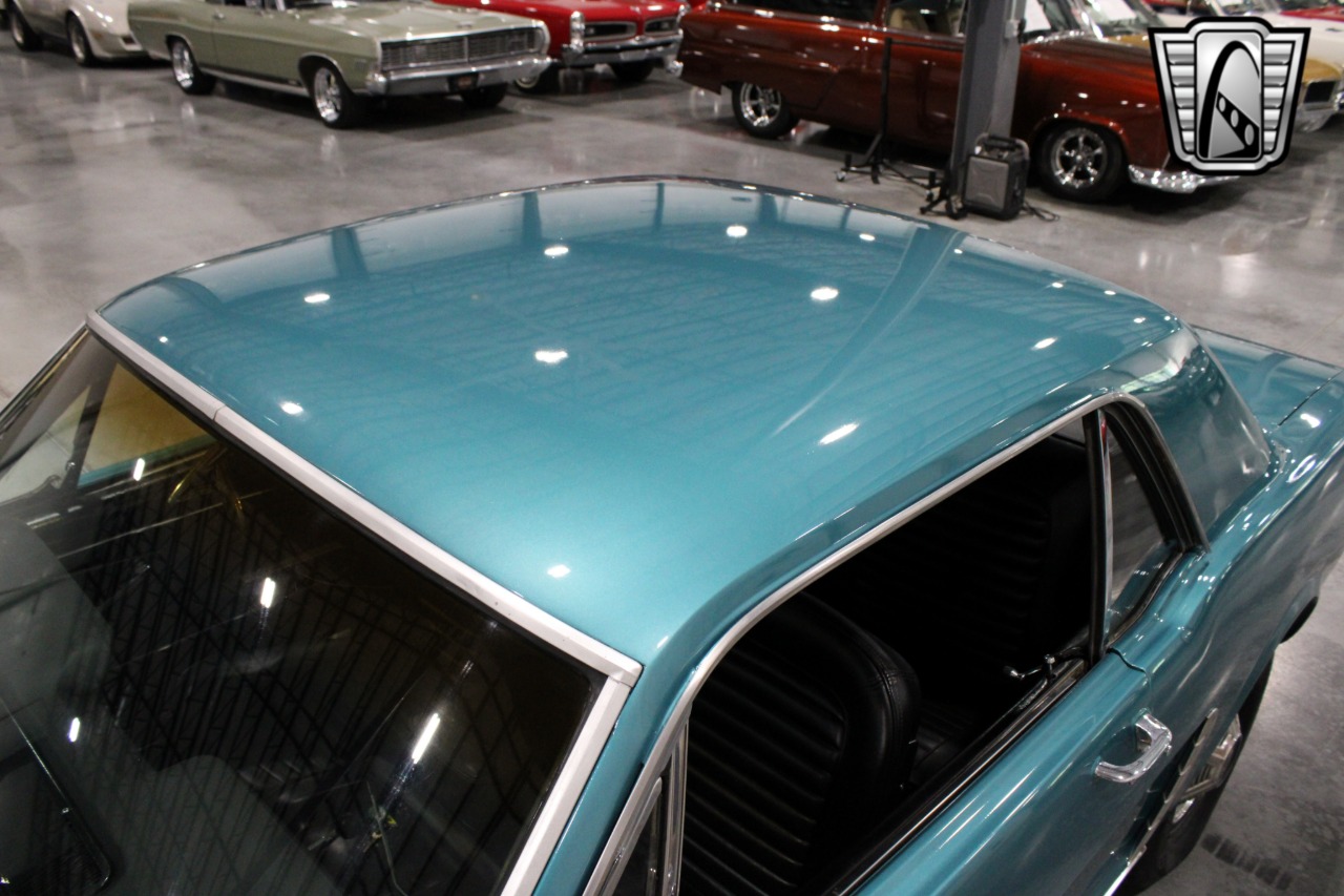 1965 Ford Mustang 46