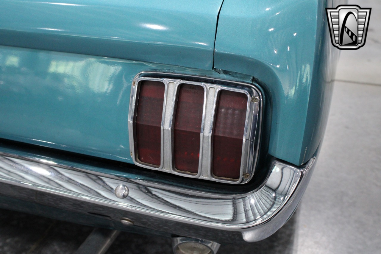 1965 Ford Mustang 72