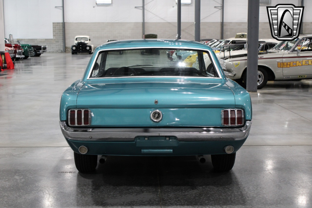 1965 Ford Mustang 34
