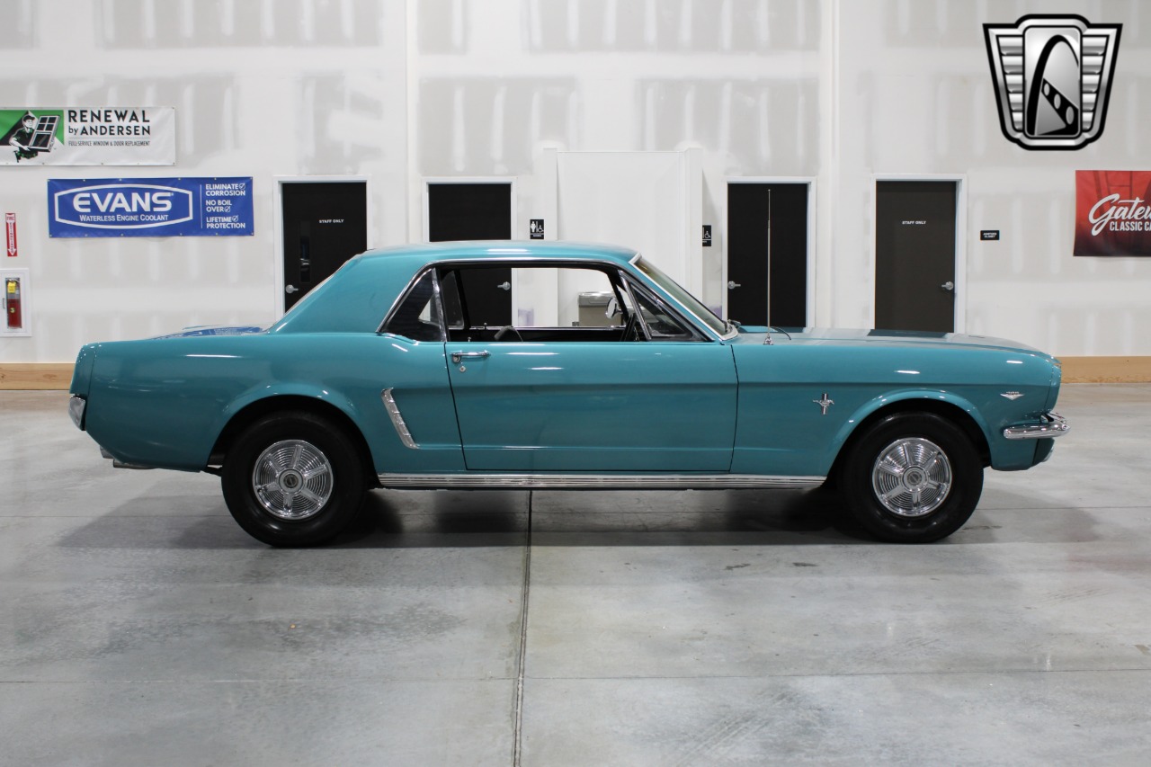 1965 Ford Mustang 36