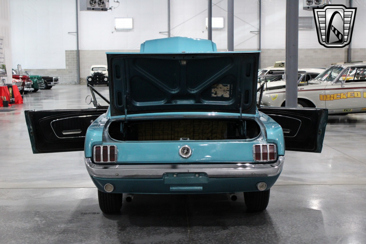 1965 Ford Mustang 18