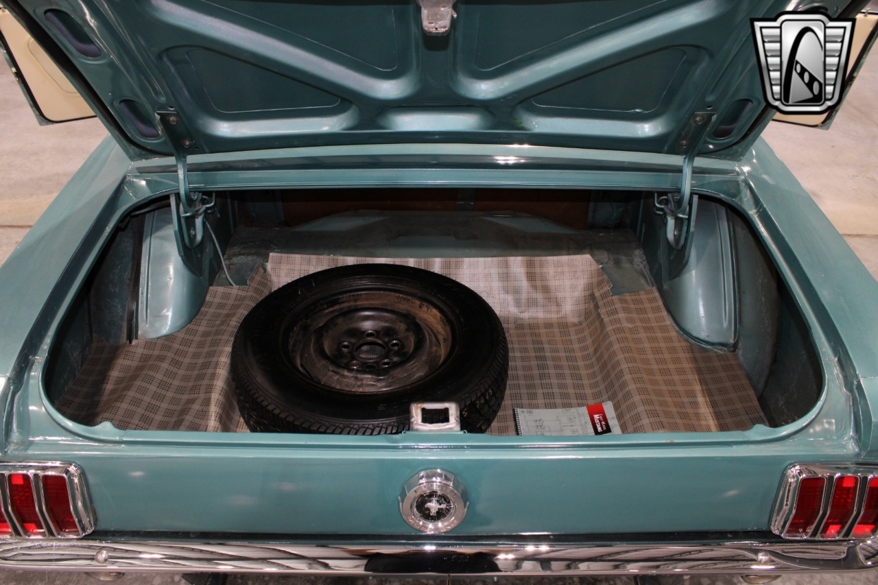 1965 Ford Mustang 22