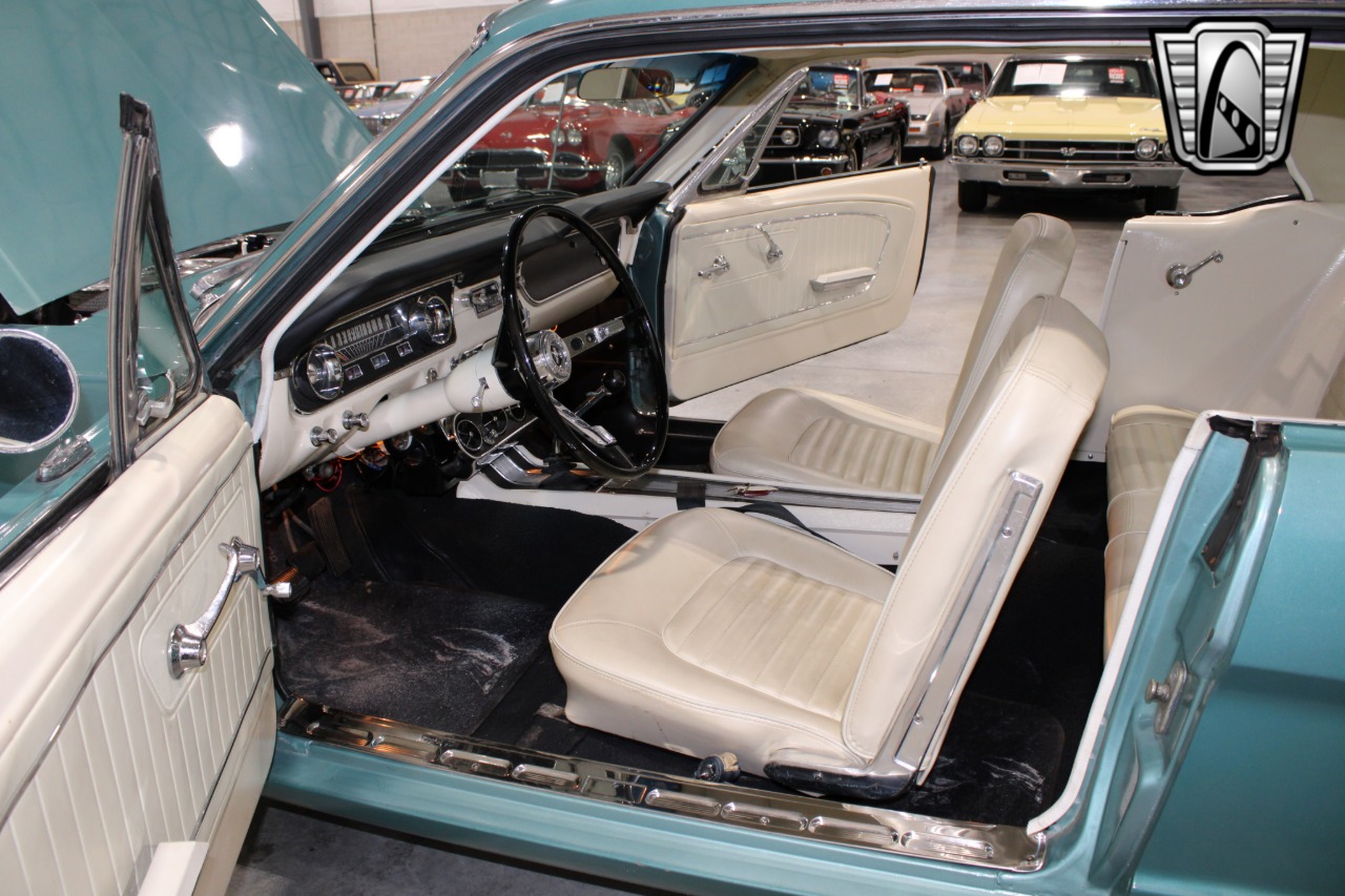 1965 Ford Mustang 6