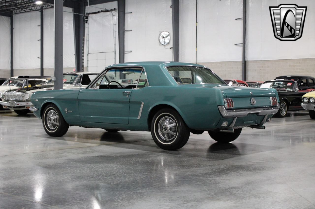 1965 Ford Mustang 40