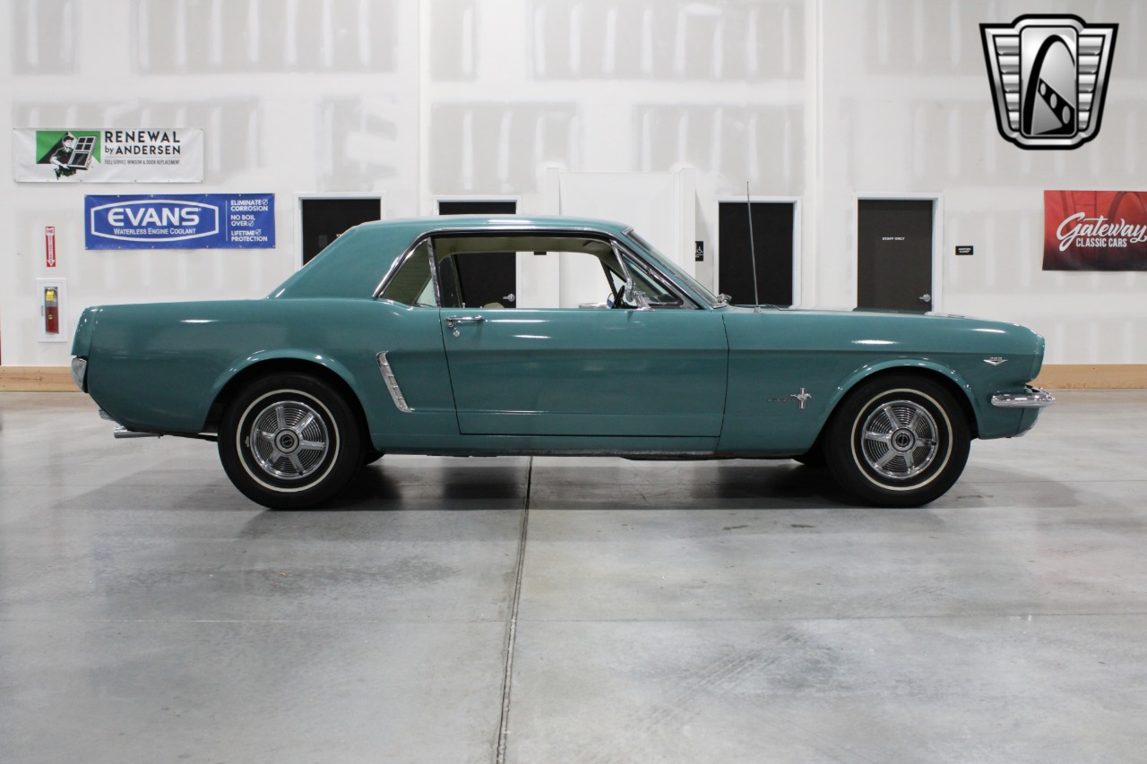 1965 Ford Mustang 42