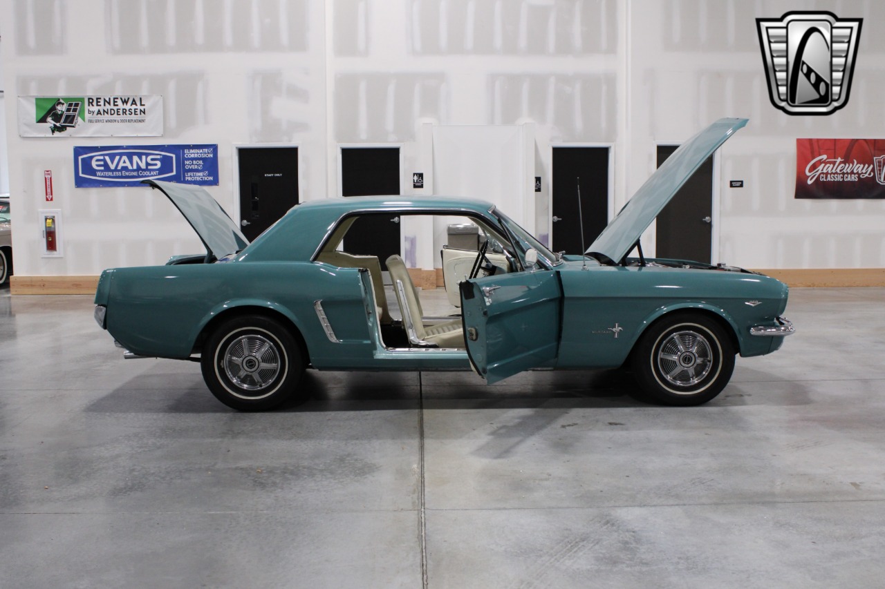 1965 Ford Mustang 90