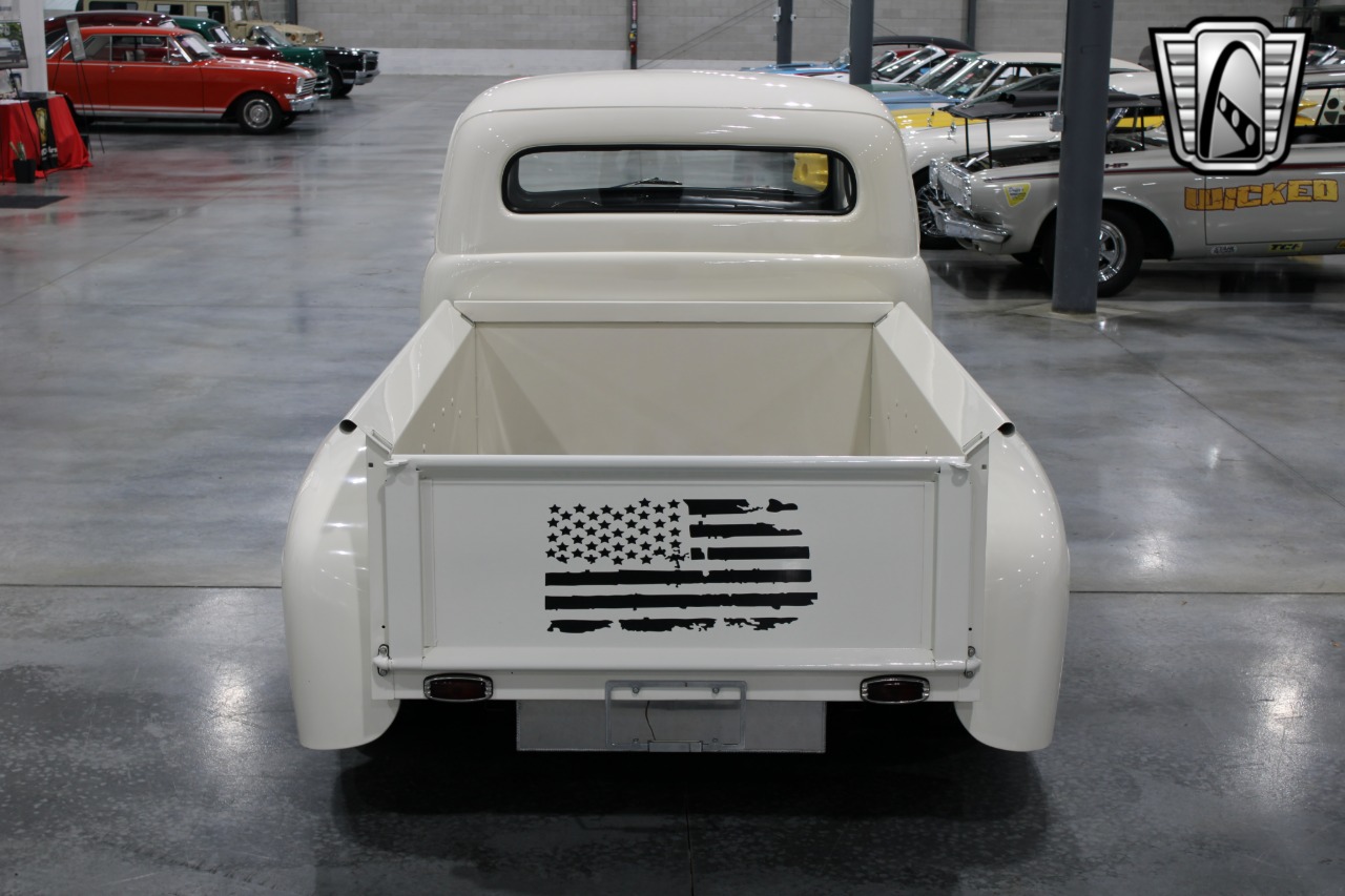 1951 Ford F1 48