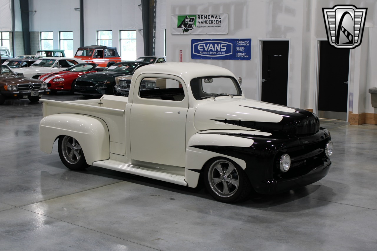 1951 Ford F1 51