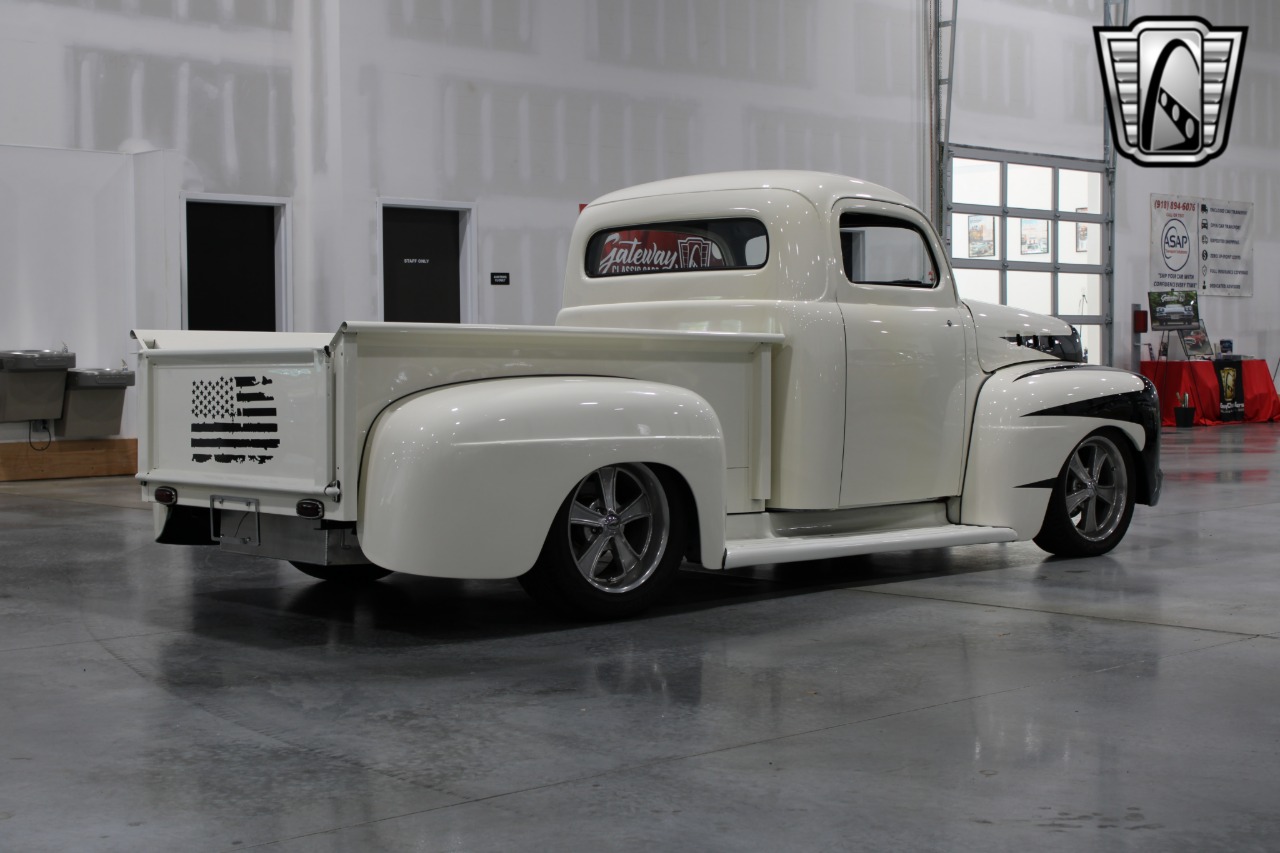 1951 Ford F1 13
