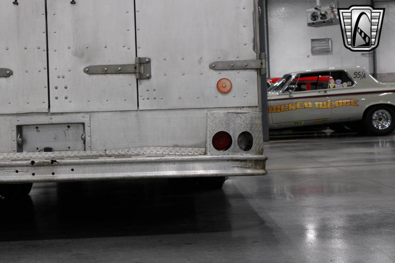 1984 Chevrolet Grumman 70