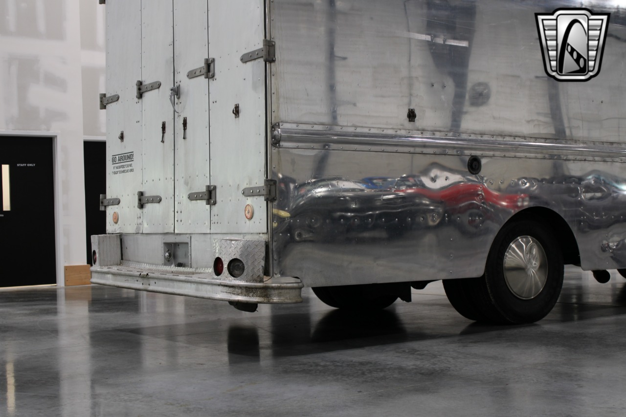 1984 Chevrolet Grumman 71