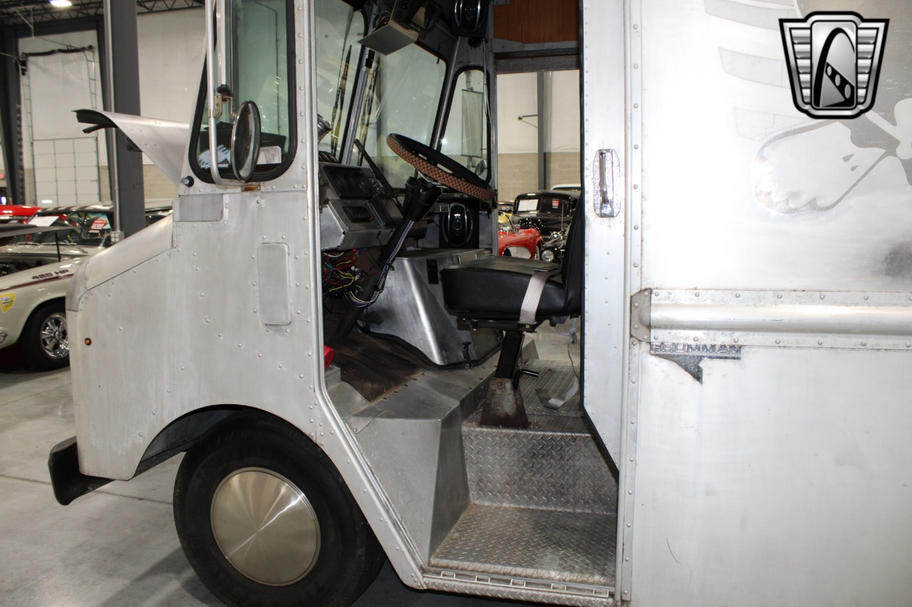 1984 Chevrolet Grumman 6