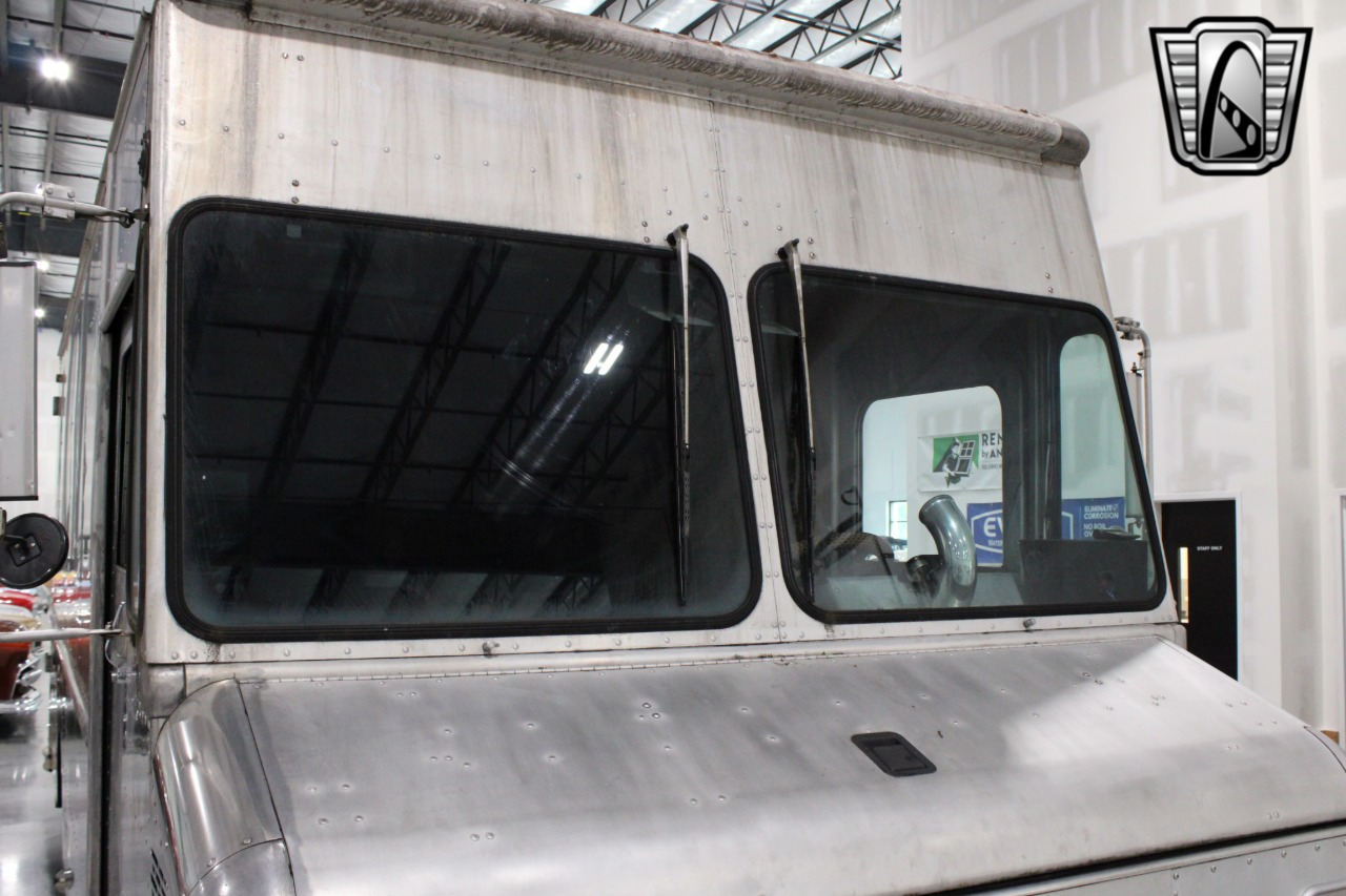 1984 Chevrolet Grumman 78