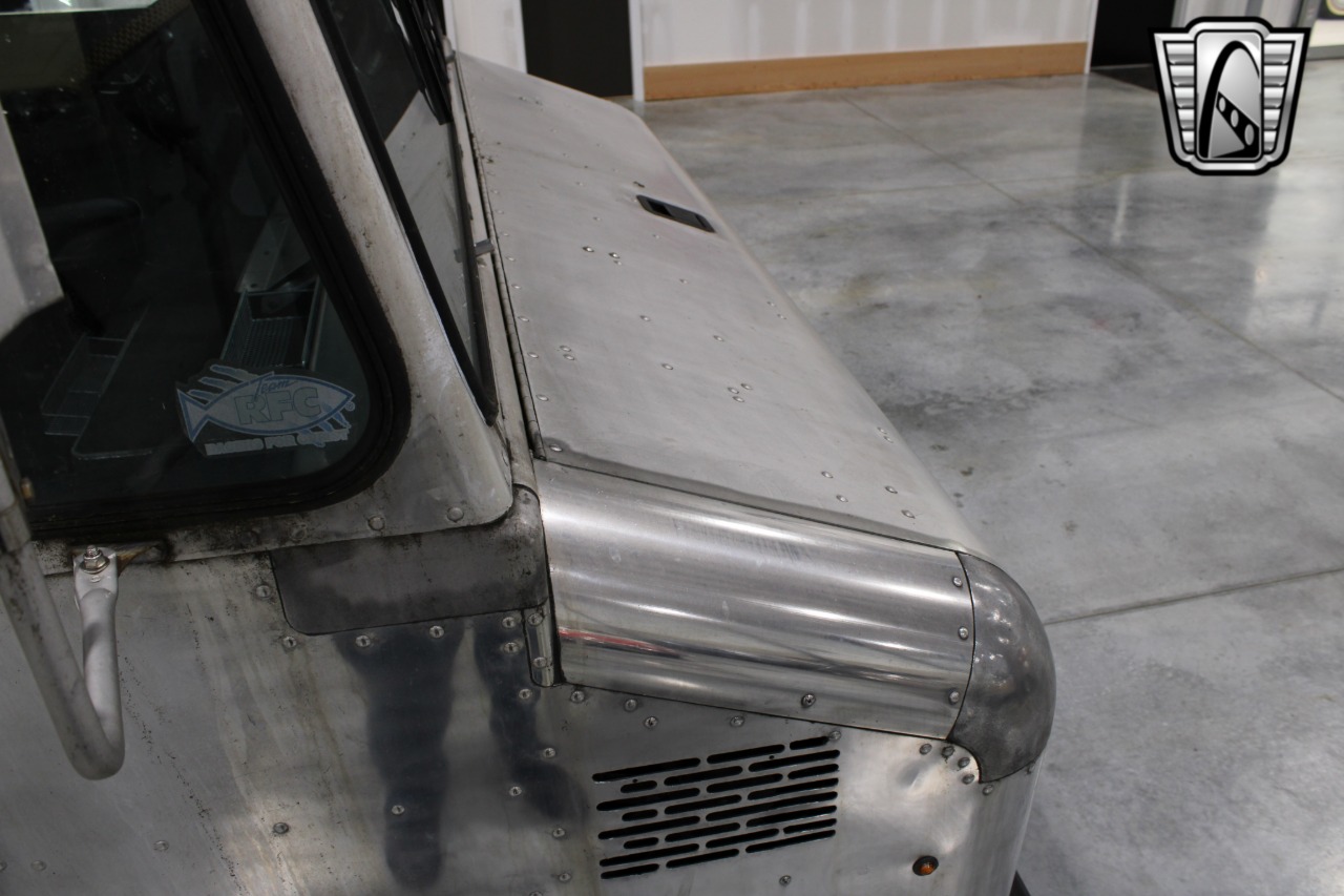 1984 Chevrolet Grumman 79