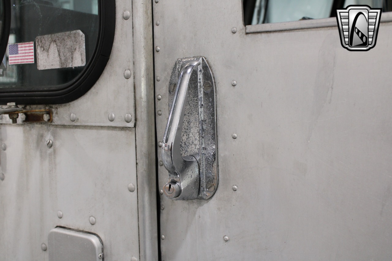 1984 Chevrolet Grumman 55