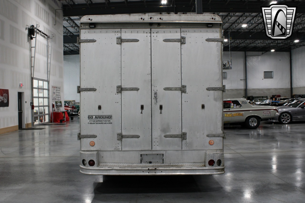 1984 Chevrolet Grumman 34