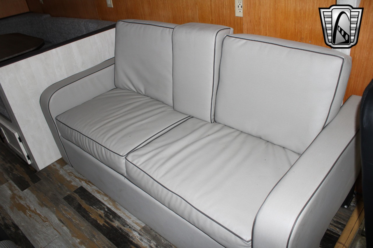 1984 Chevrolet Grumman 26