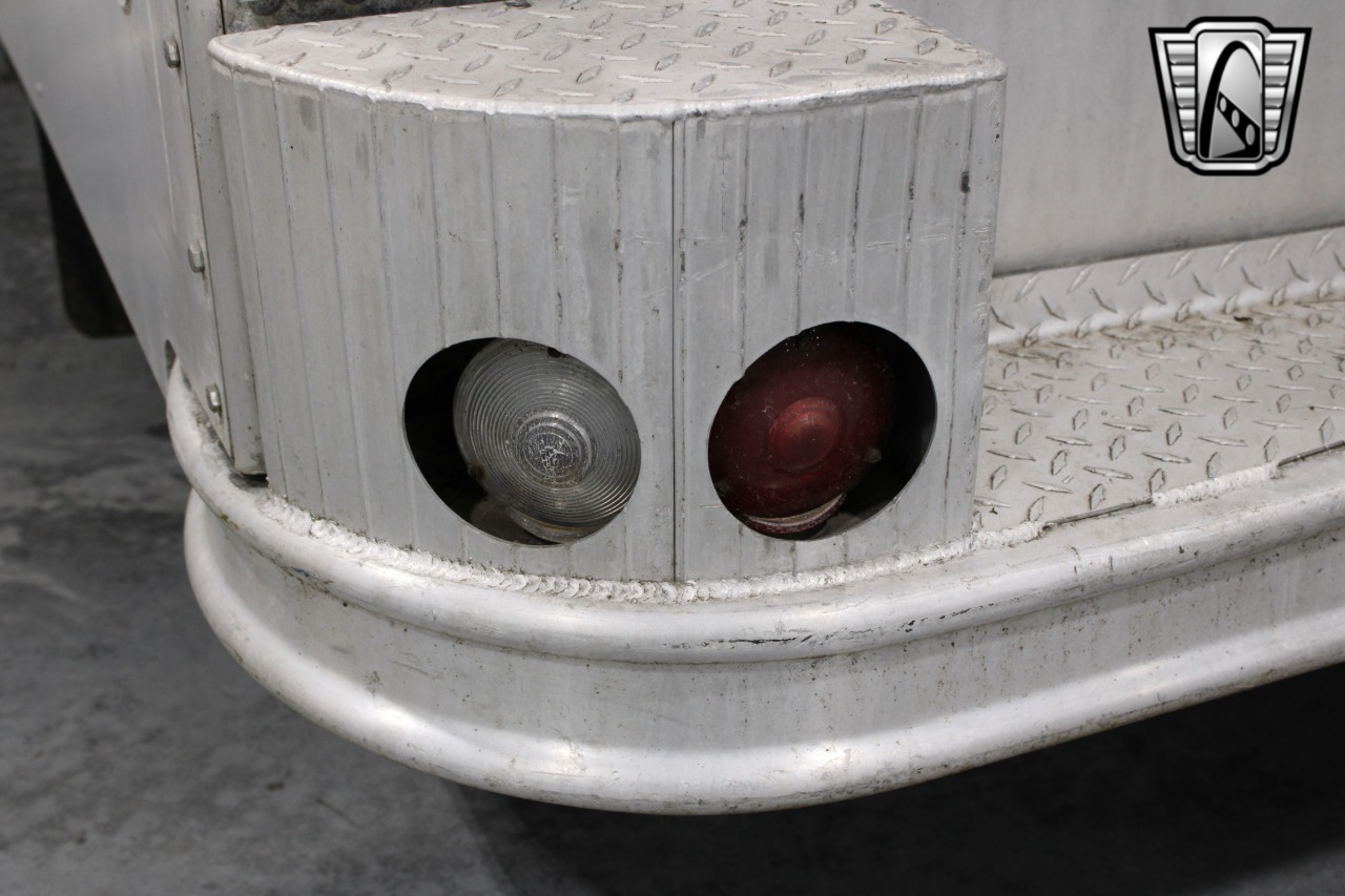 1984 Chevrolet Grumman 64