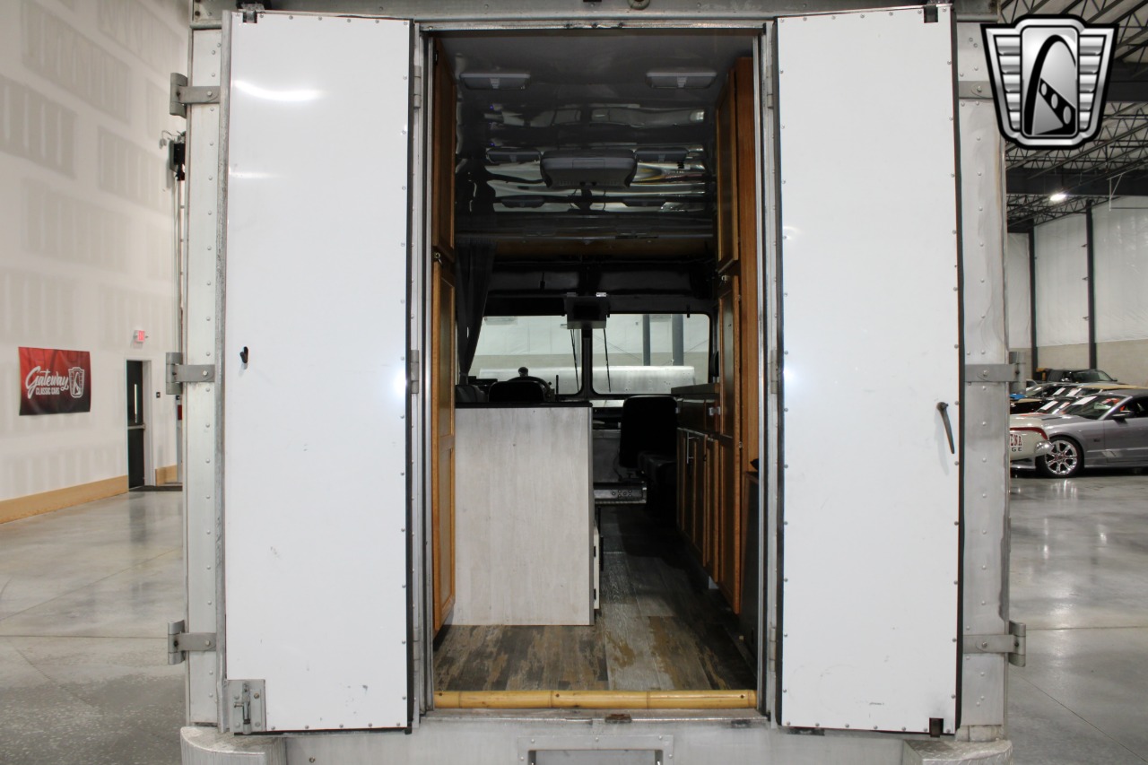 1984 Chevrolet Grumman 22