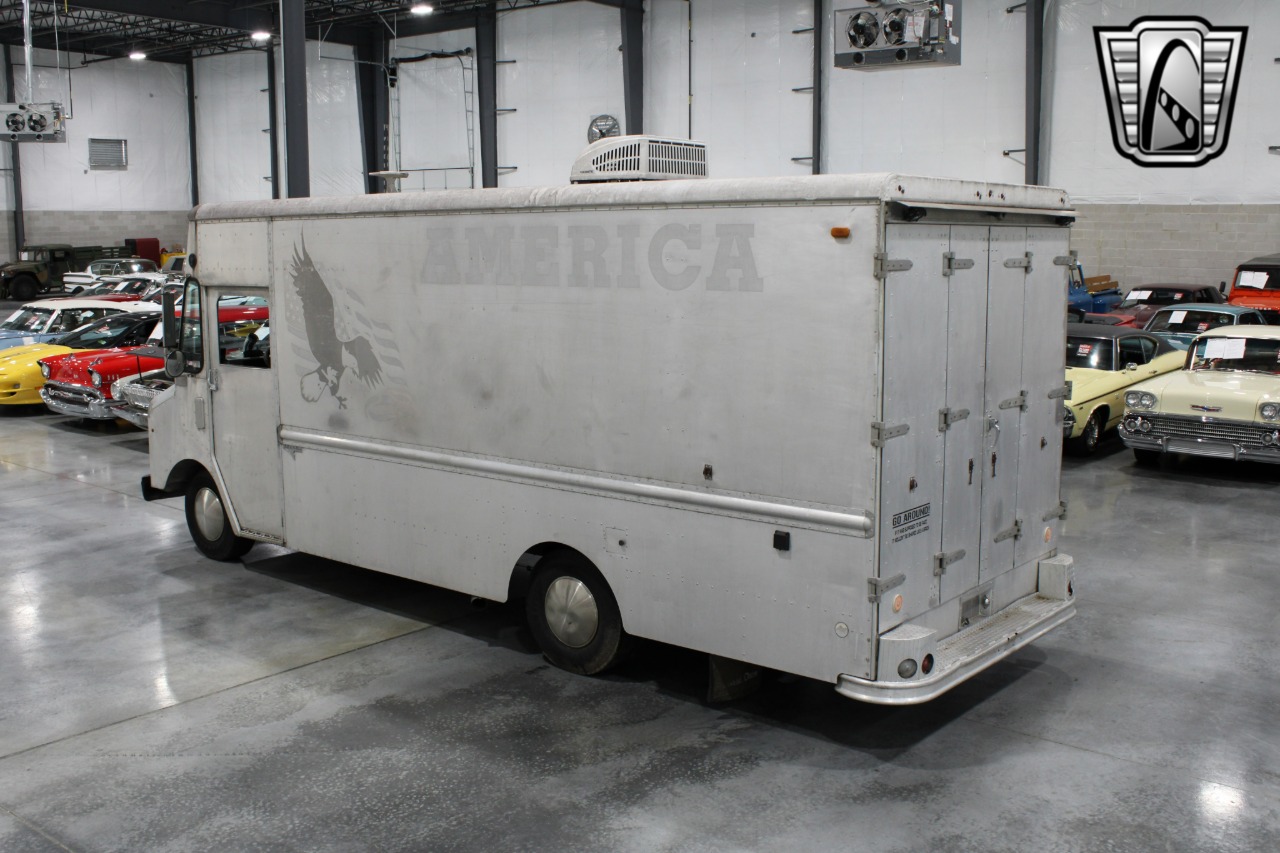 1984 Chevrolet Grumman 43