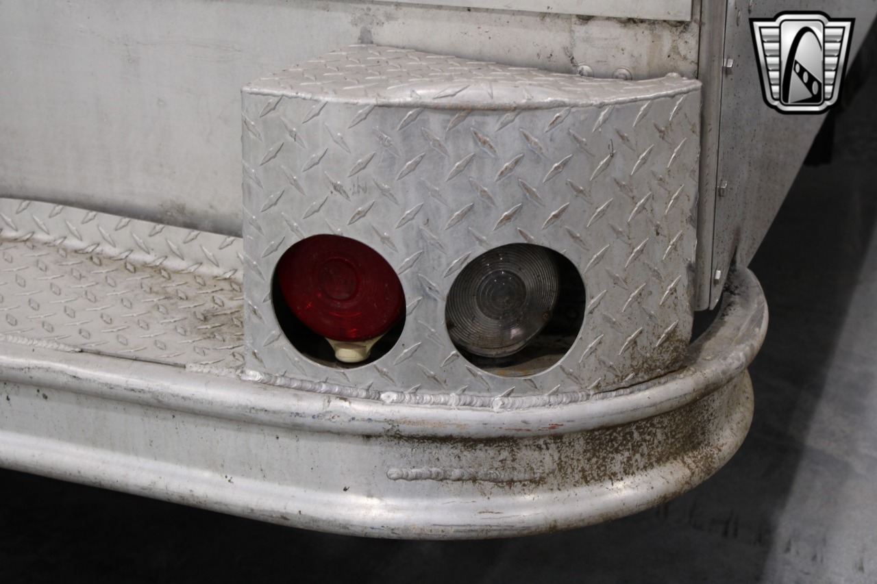 1984 Chevrolet Grumman 69