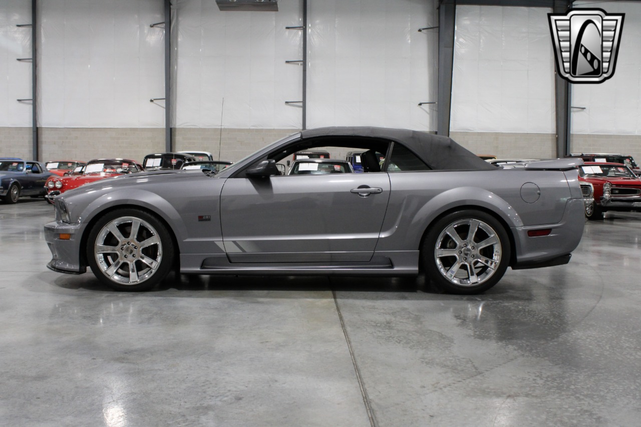 2006 Ford Mustang 47