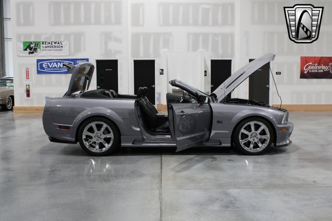 2006 Ford Mustang 96