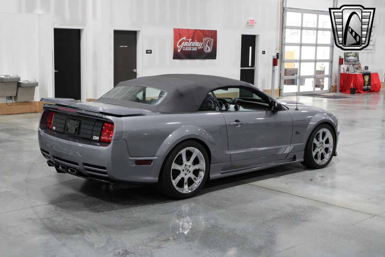 2006 Ford Mustang 15