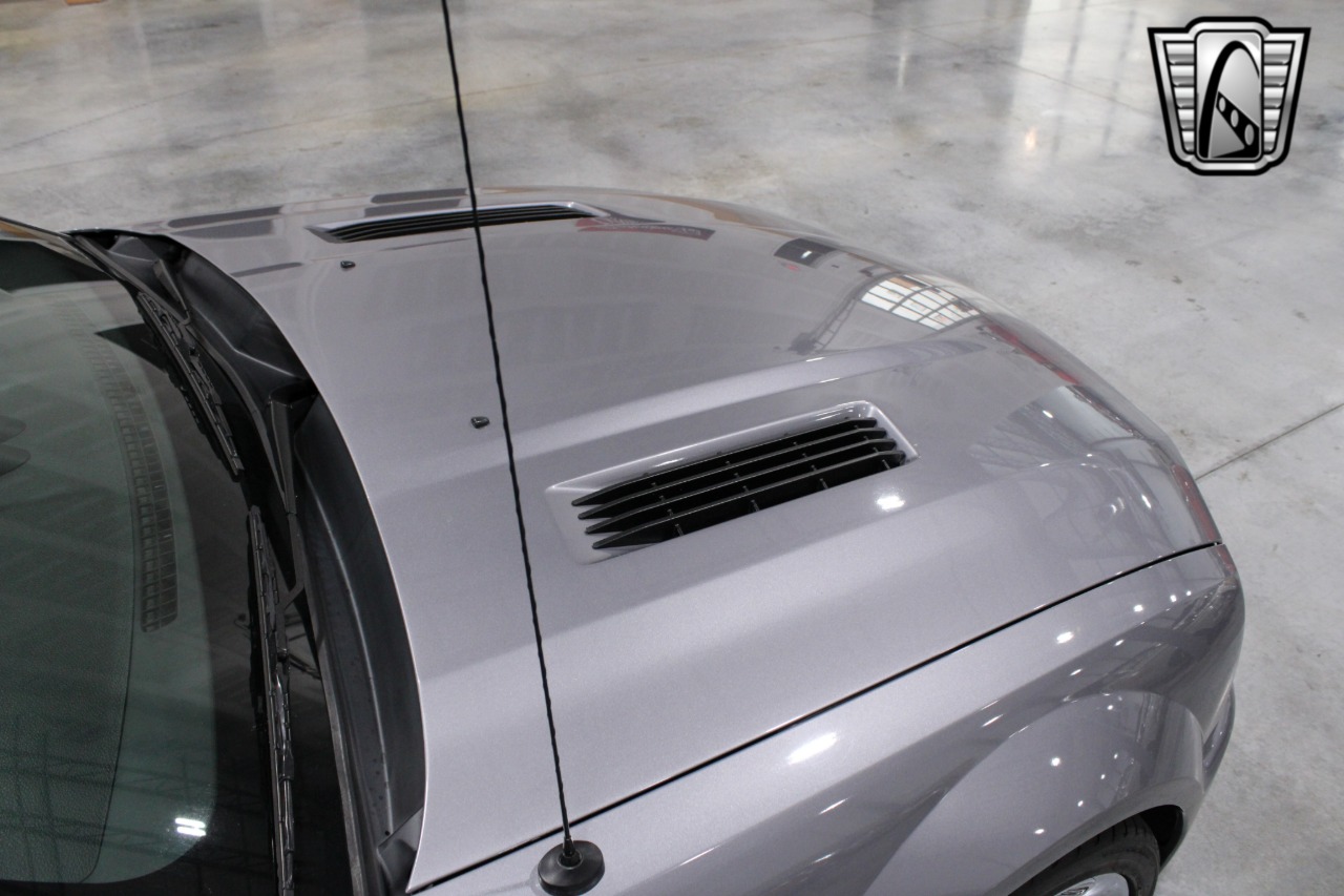 2006 Ford Mustang 89