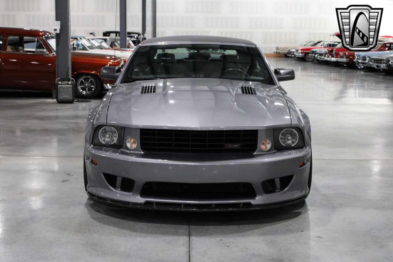2006 Ford Mustang 46