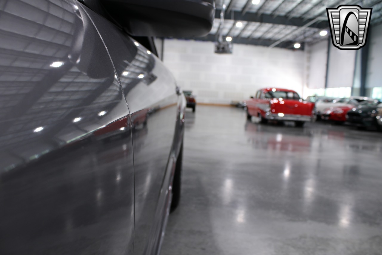 2006 Ford Mustang 68